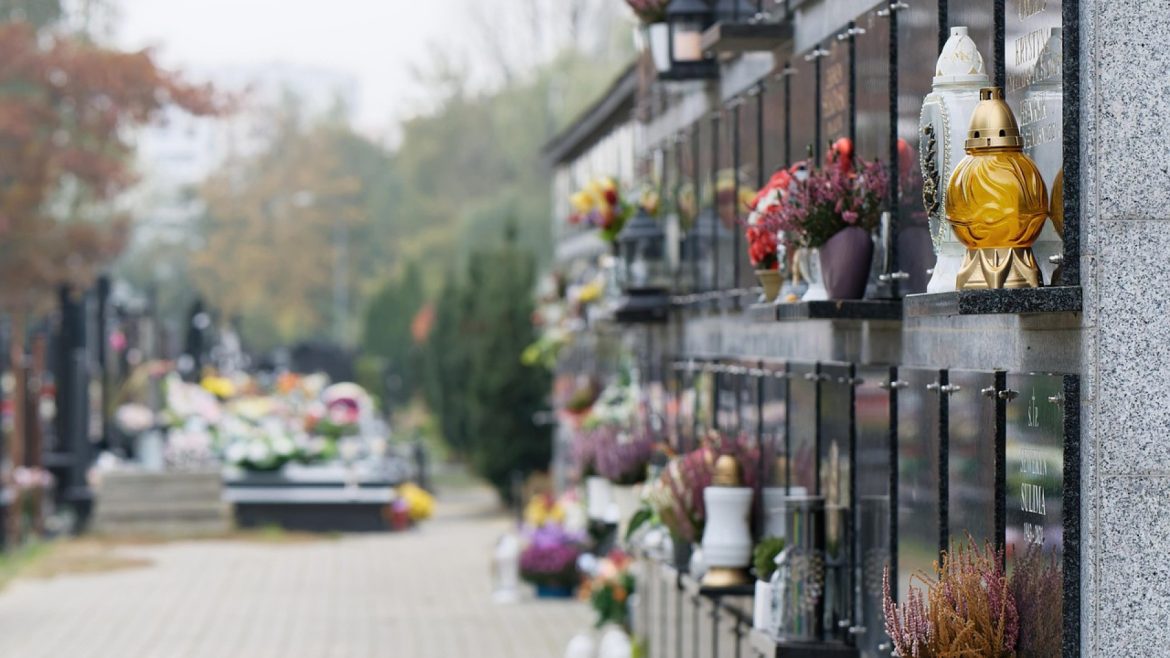 Conseils pour personnaliser une plaque funéraire avec goût